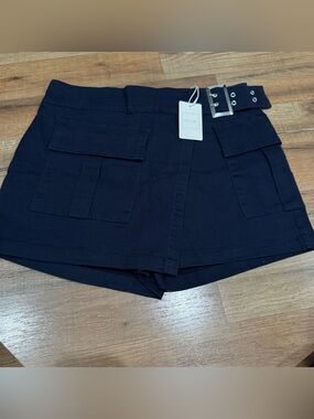 Active USA Navy Skort with Buckle Belt